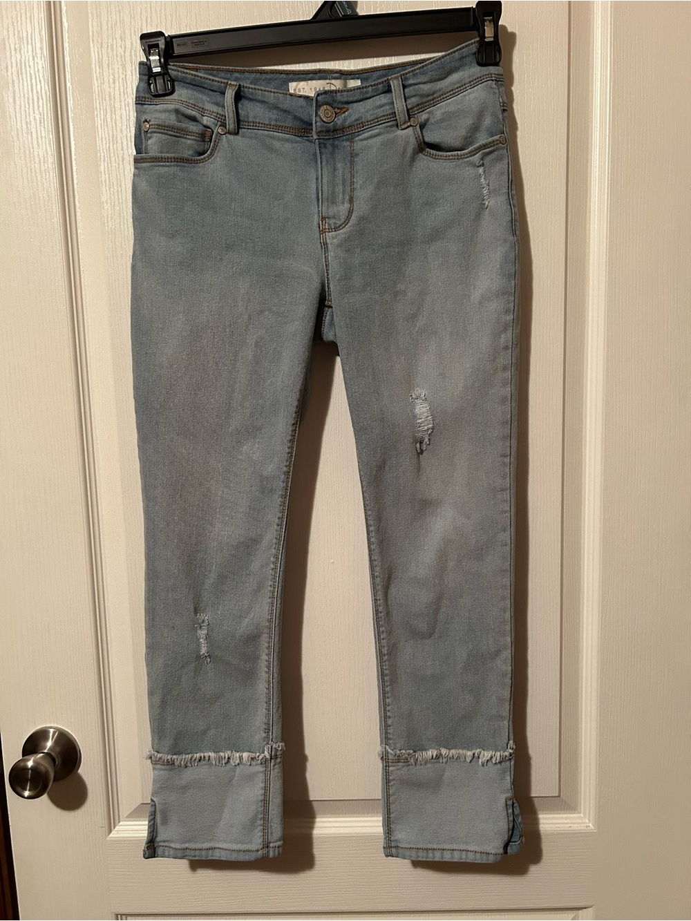 Cato Mid-Rise Light Blue Distressed Ankle Jeans